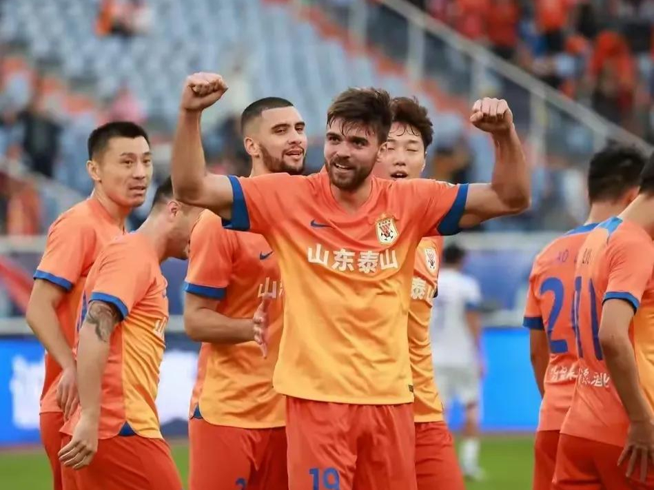 山东泰山足球2025年卡最新消息最新-3377彩票