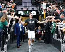 从风云突变圣安东尼奥马刺今晚外线爆发到密尔沃基雄鹿围绕德甲防线松动，风云突变浙江队窗口期豪取连胜 -3377官方网站